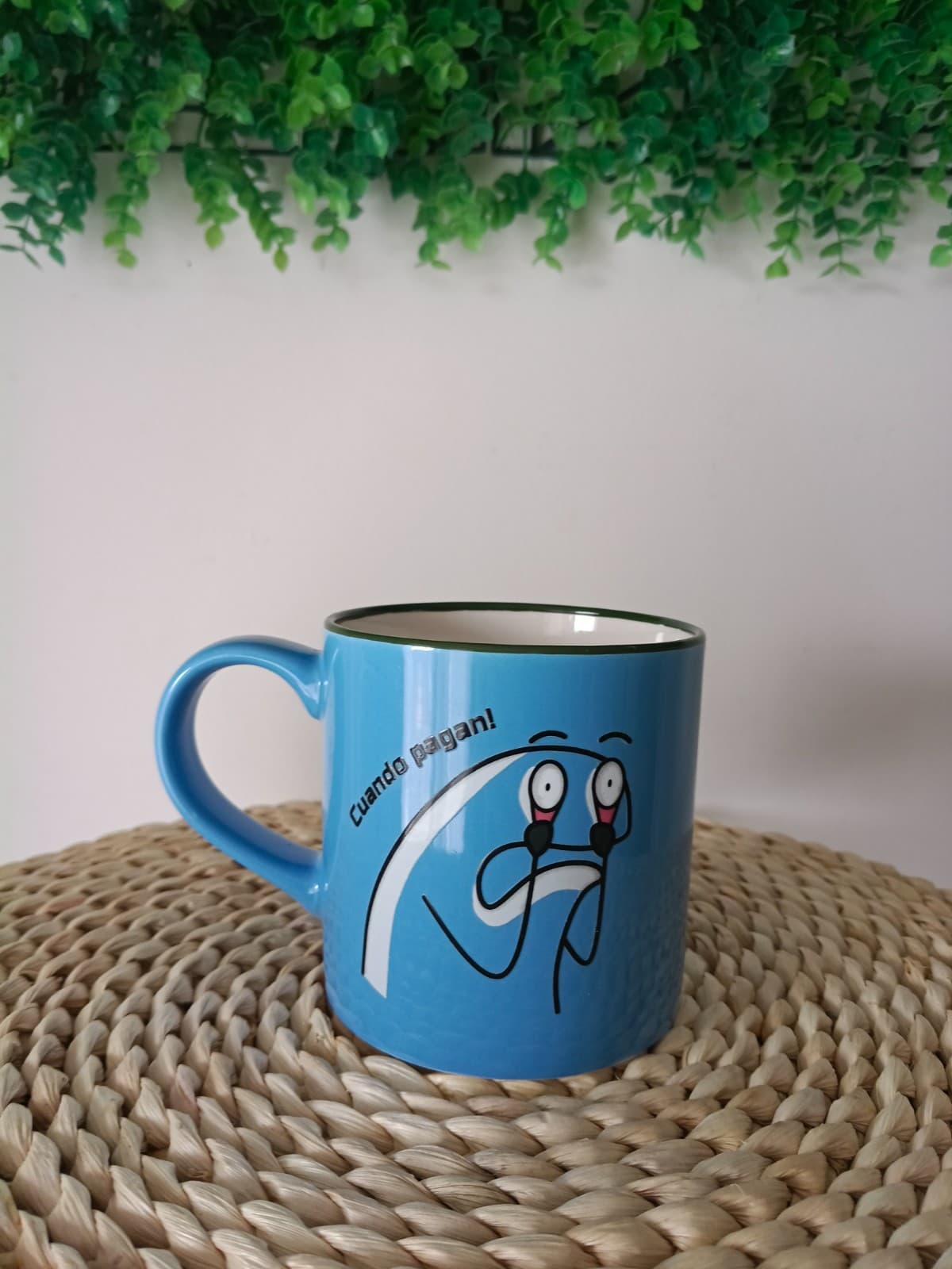 Tazón y cuando pagan 