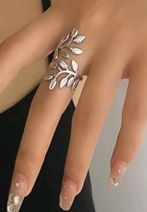 Anillo plateado de acero quirúrgico 