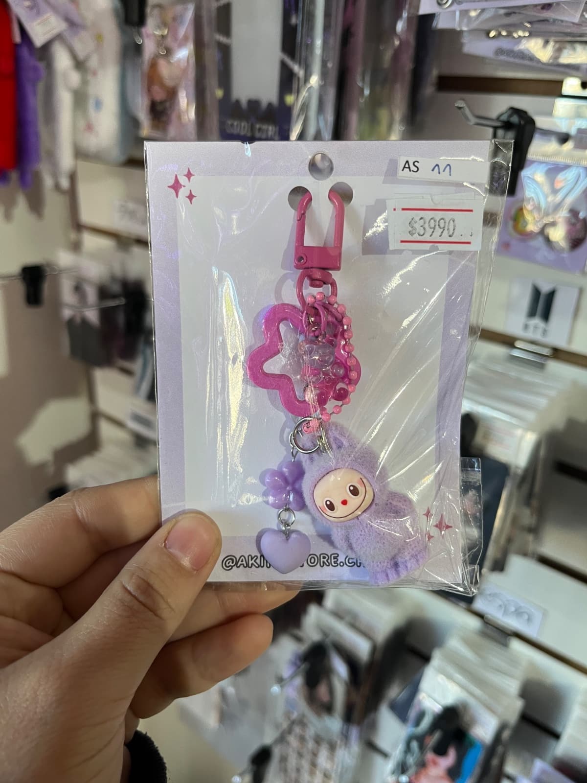 llavero labubu morado 