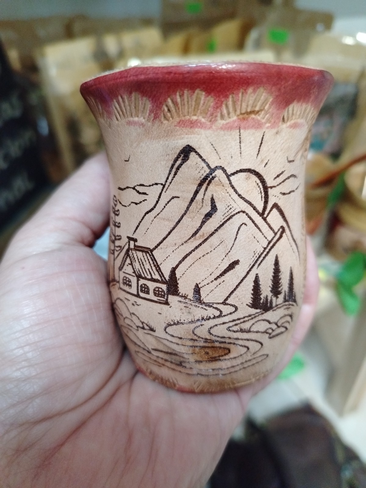 Mate de aluminio y cobertura de cuero 1