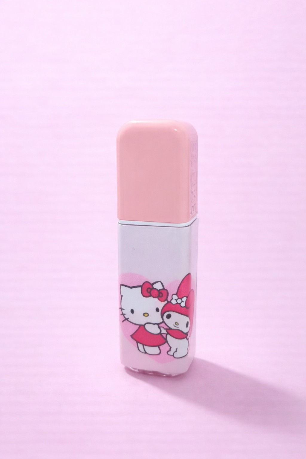 Brillo labial de niña hello Kitty y Melody  1