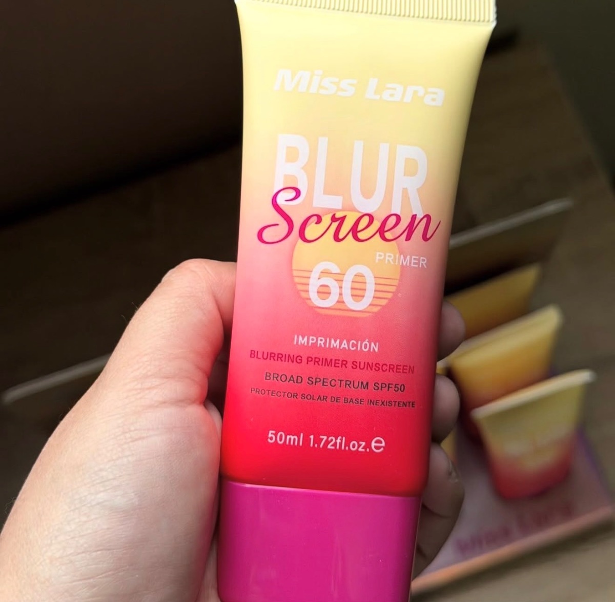 Primer miss lara blur skin 1